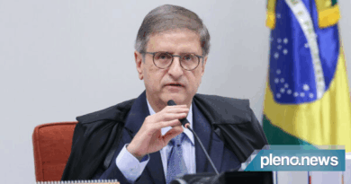 Representação visual do Congresso Nacional, onde decisões políticas e jurídicas importantes são tomadas.