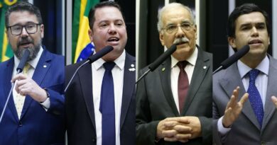 Deputados federais em sessão plenária da Câmara dos Deputados, com foco na votação de uma proposta controversa.